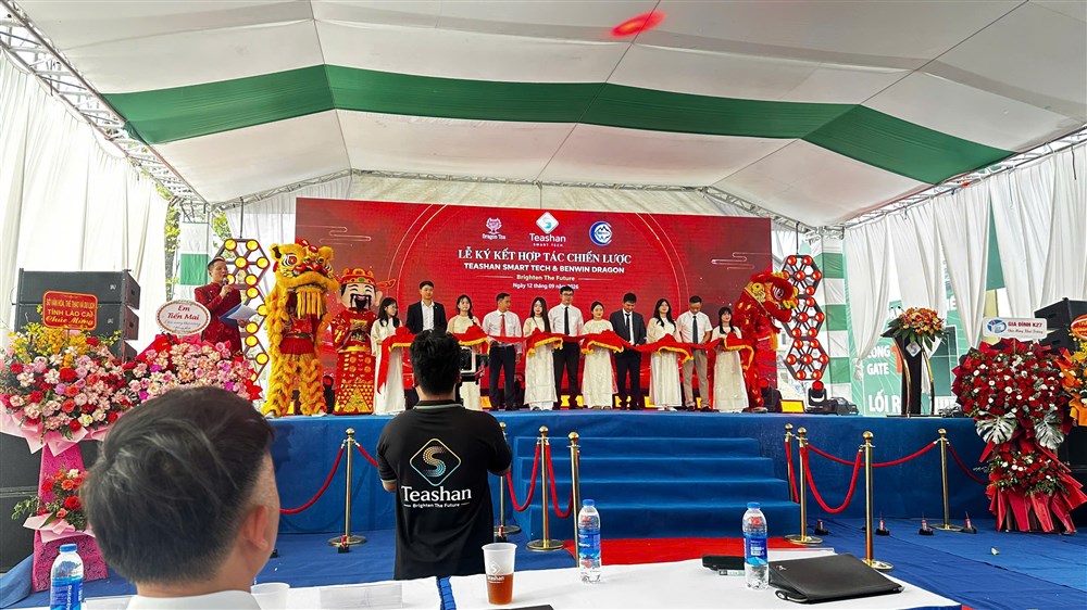 Lãnh đạo Trung tâm UNESCO Nghiên cứu và Kết nối Di sản Việt Nam thăm Teashan Bắc Ninh nhân dịp ra mắt